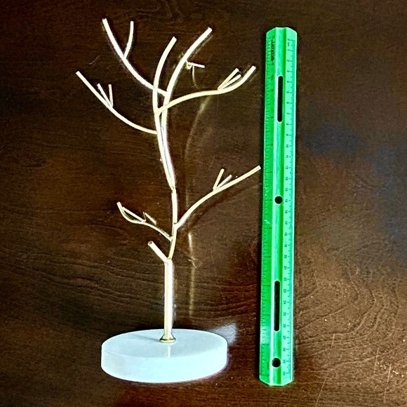 HomeGoods Gold (colored) and White Jewelry Tree, Metal and Stone - Picture 2 of 6